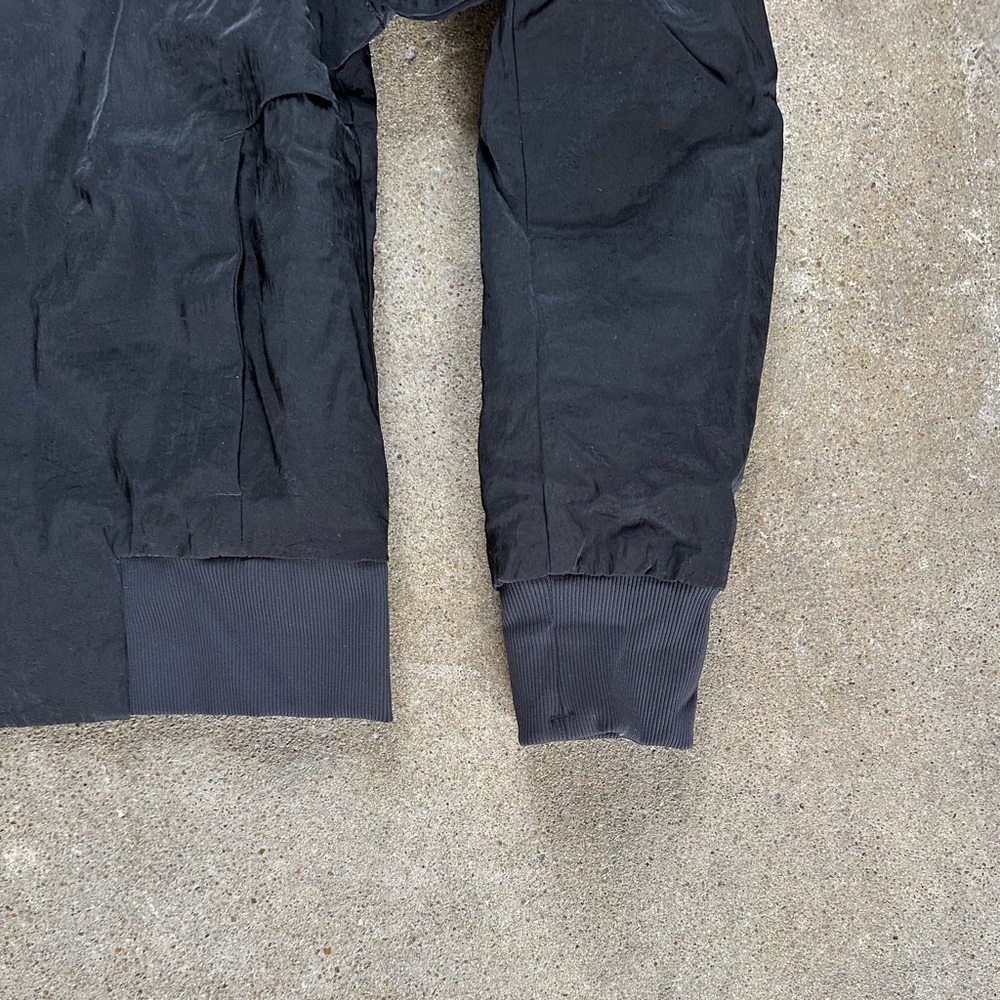 Lululemon Non Stop Bomber Reversible Jacket First Release in Black Size 4 Coat - Picture 12 of 12